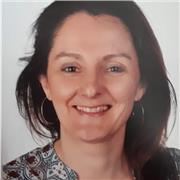 Profesora de secundaria con experiencia para asignaturas del área de ciencias e inglés